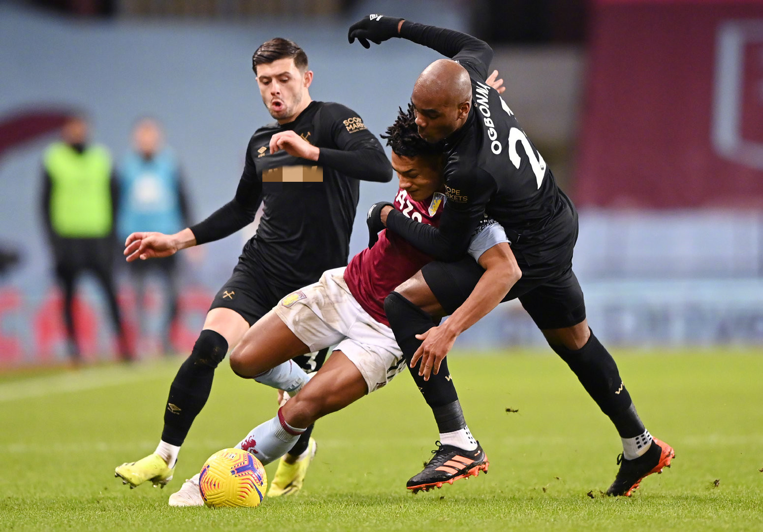 信任她能够 信任她能够